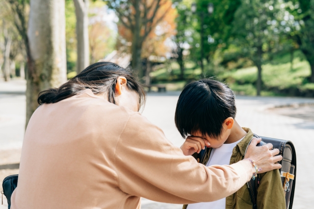 低学年の子どもはけんかをしやすい