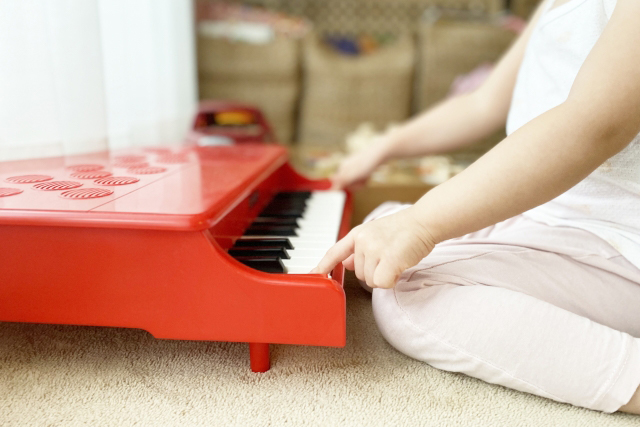 音楽は子どもにどのようなよい影響を与えてくれるのか
