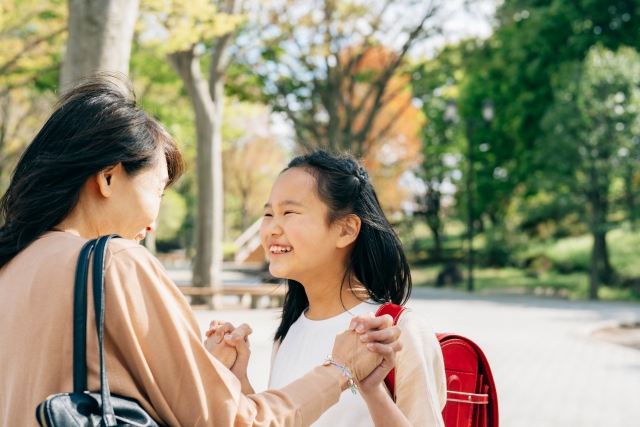 非認知能力の育て方　子どもの積極的な姿勢を褒めて伸ばそう