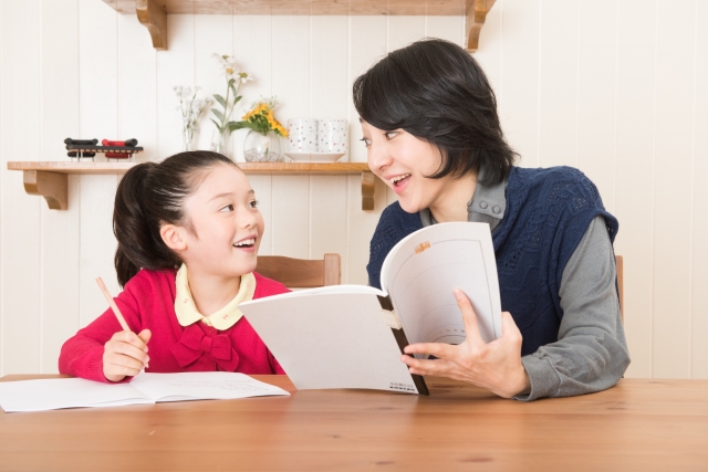 低学年・中学年・高学年それぞれの時期にできる保護者のサポート