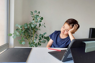 オンライン授業の「集中できない」を解決したい！　子どもが集中できる環境作りのポイント